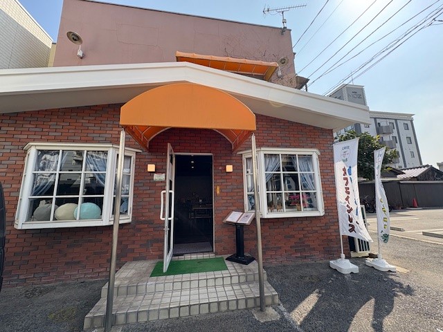 投稿についてもっと詳しく CAFE6868